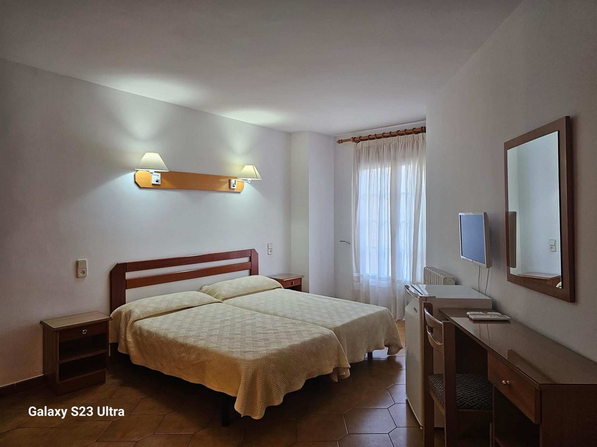 Hostal Celmar Malllorca II Malgrat de Mar Exterior foto