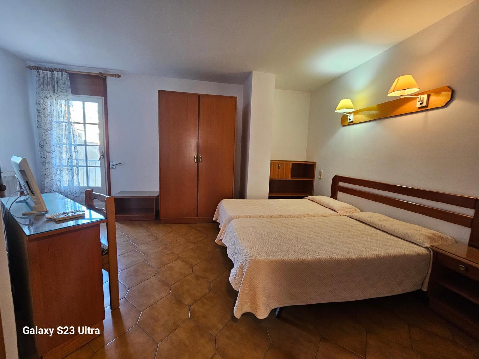 Hostal Celmar Malllorca II Malgrat de Mar Exterior foto