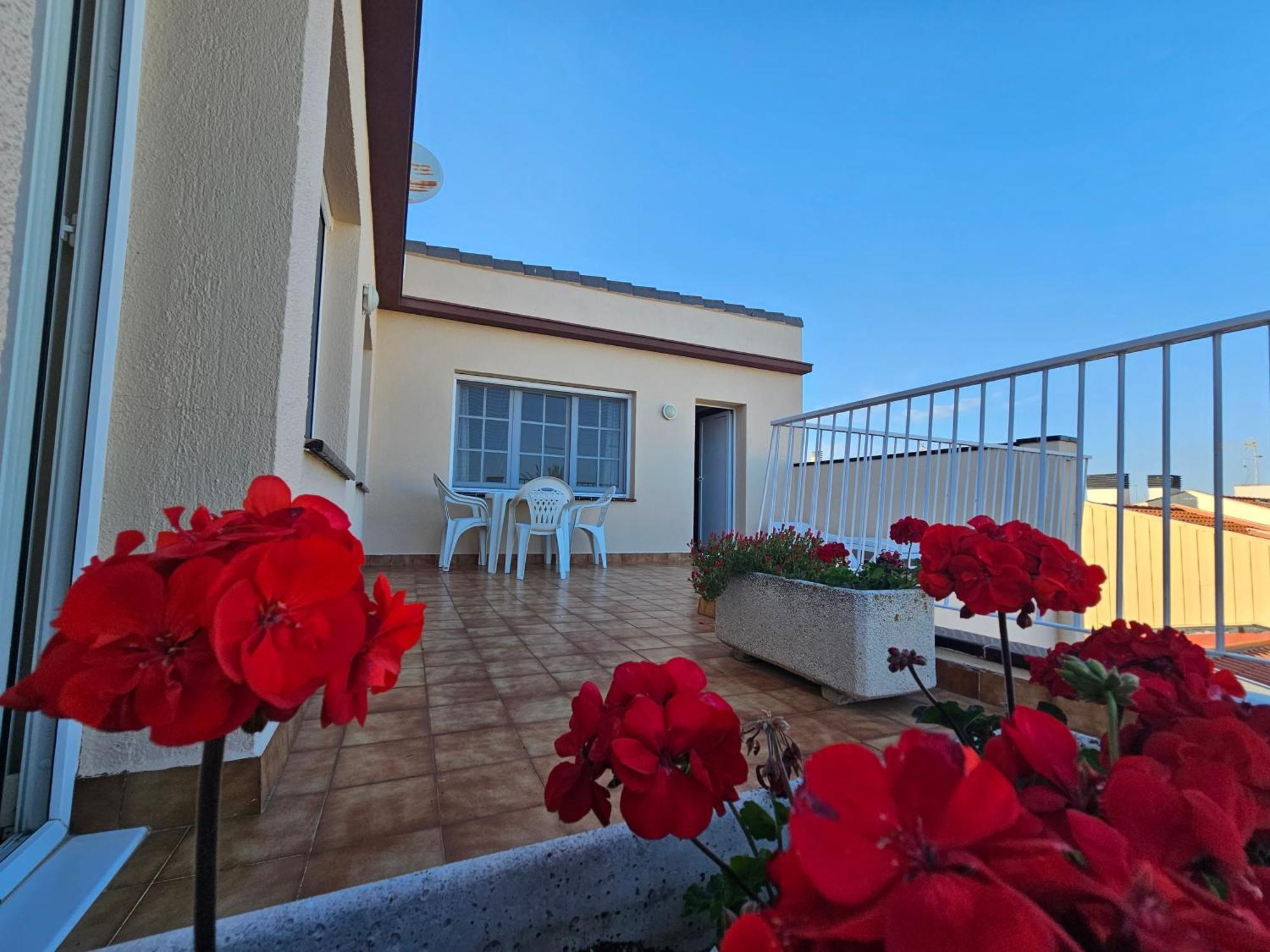 Hostal Celmar Malllorca II Malgrat de Mar Exterior foto