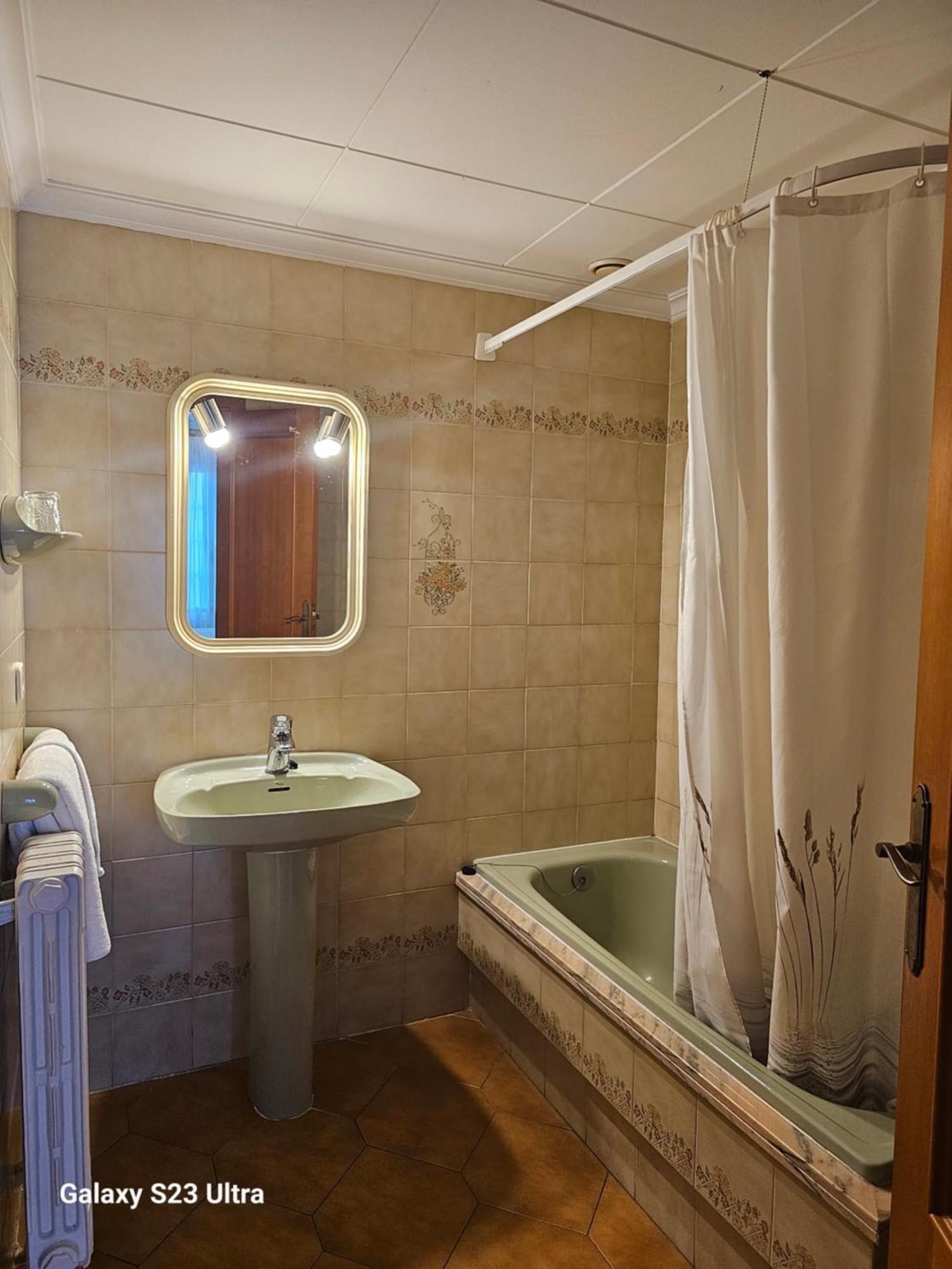 Hostal Celmar Malllorca II Malgrat de Mar Exterior foto